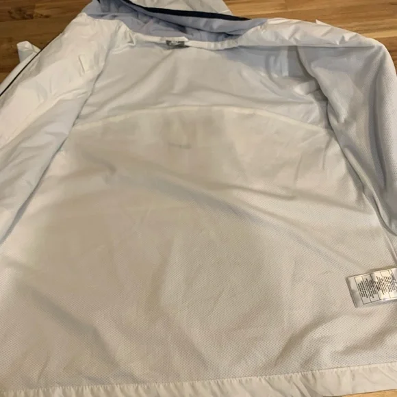 Nike Women’s windbreaker size L - Picture 10 of 14